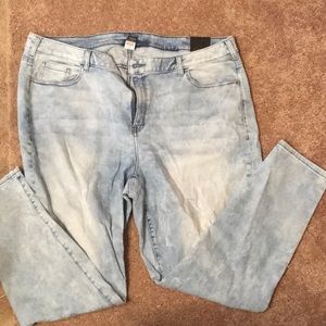 Lane Bryant Skinny super stretchy jeans. NWT 24R